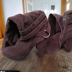 Steve Madden Brown high heel boots